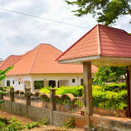 Parkbridge Resort Mto wa Mbu Exterior foto